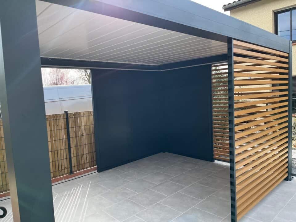 pergola bioclimatique en abris spa